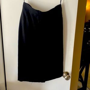 Emanuel Ungaro Black pencil skirt NWT size 6